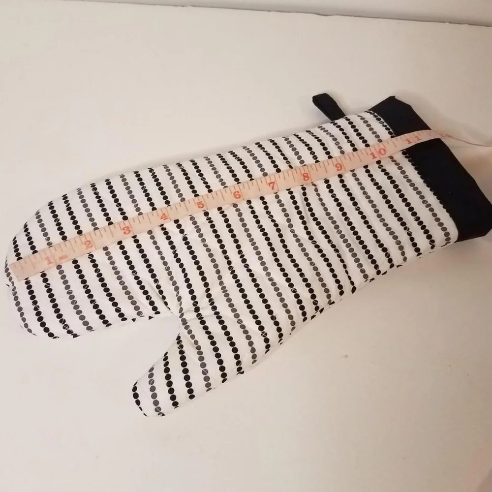 Handmade Geometric Pattern Heat Resistant Oven Mitt